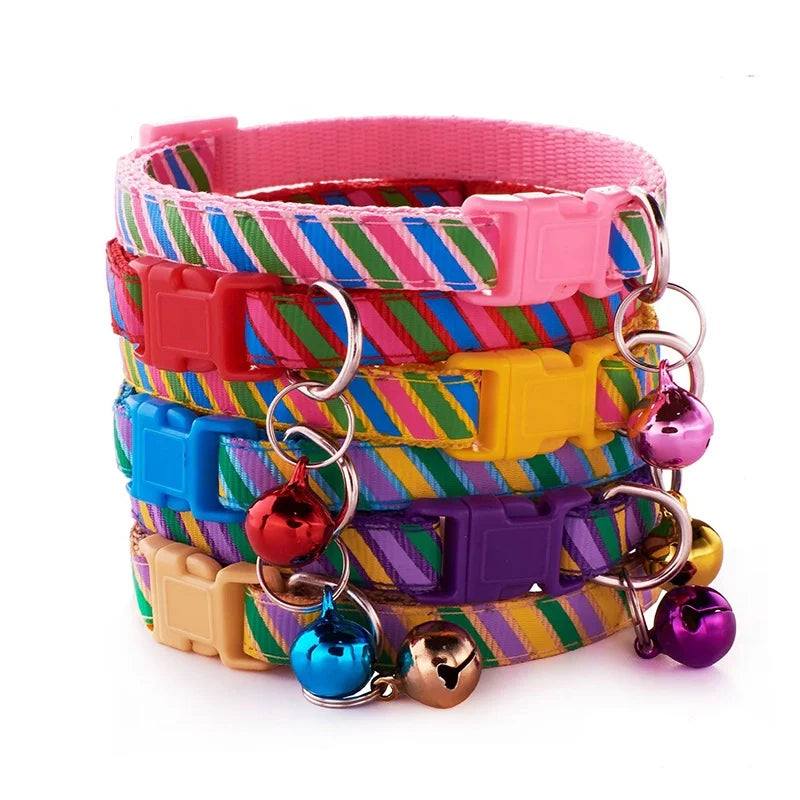 Hot Selling Reflective Diagonal Pattern Printed Pet Nylon Collar Soft Adjustable Small Bell Buckle Closure for Dogs & Cats